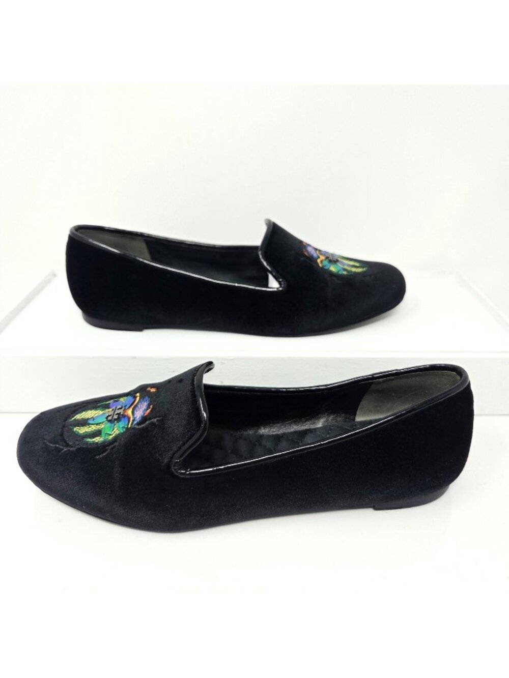 TORY BURCH Easton Black Velvet Slipper Loafer Flats embroidered beetle logo 7 M